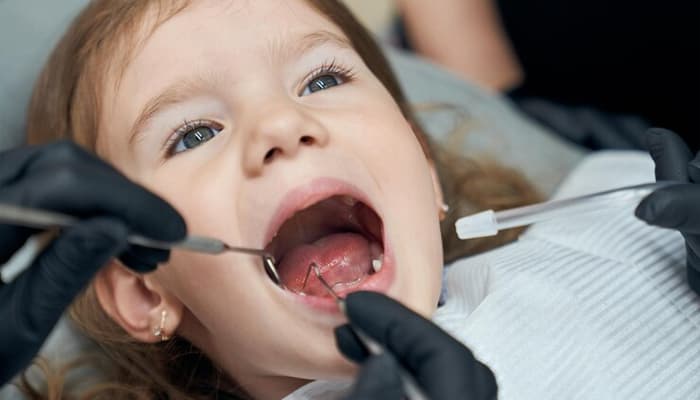 دندانپزشک اطفال کیست؟